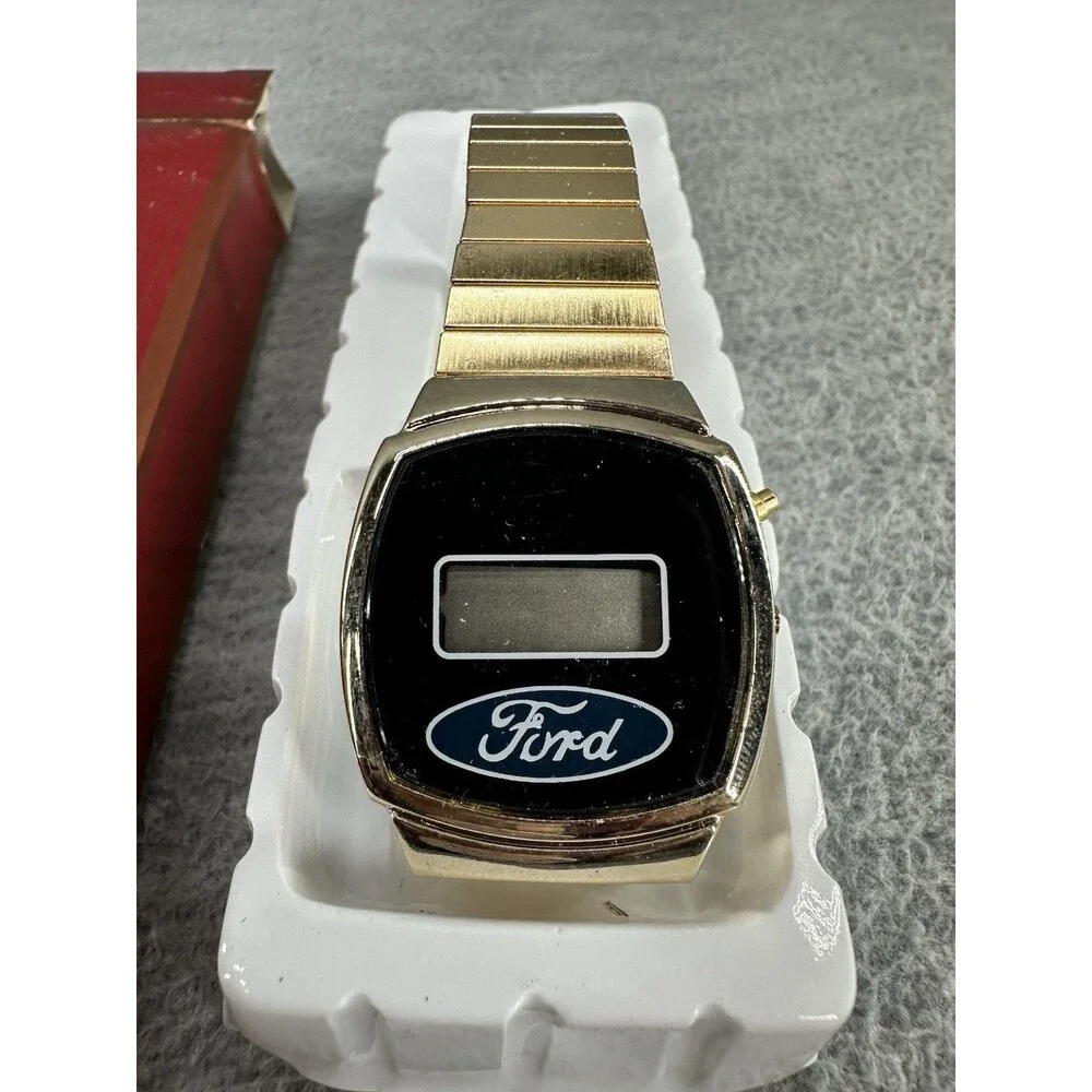 FORD Vintage 1970s Gold Tone Advertising Digital Quartz Wristwatch